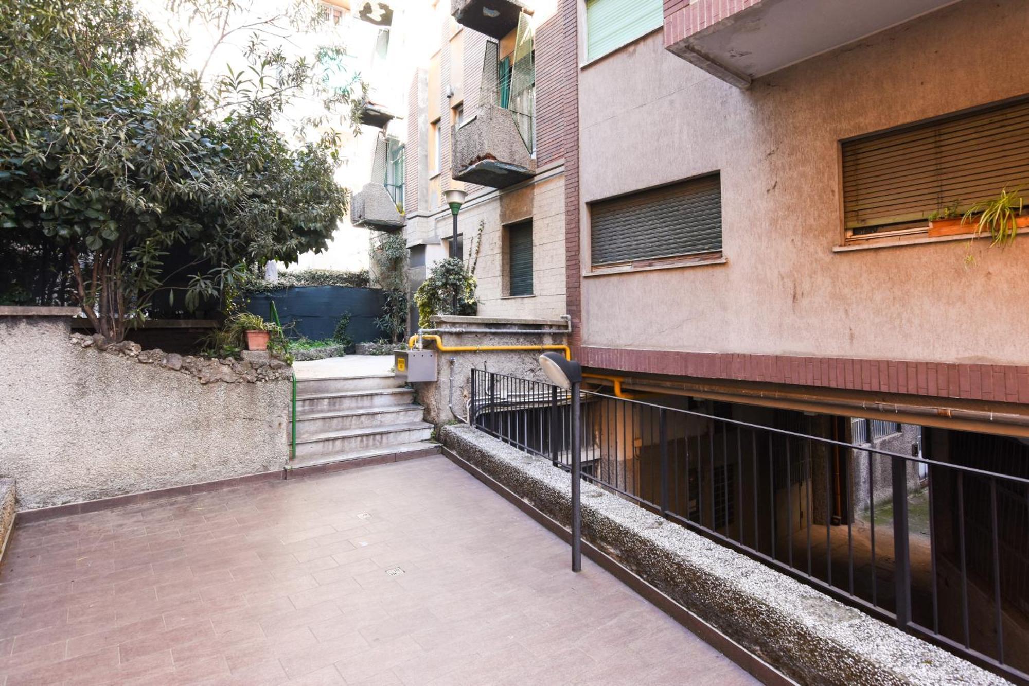 Ebro#9 • Grazioso Monolocale Fondazione Prada Appartamento